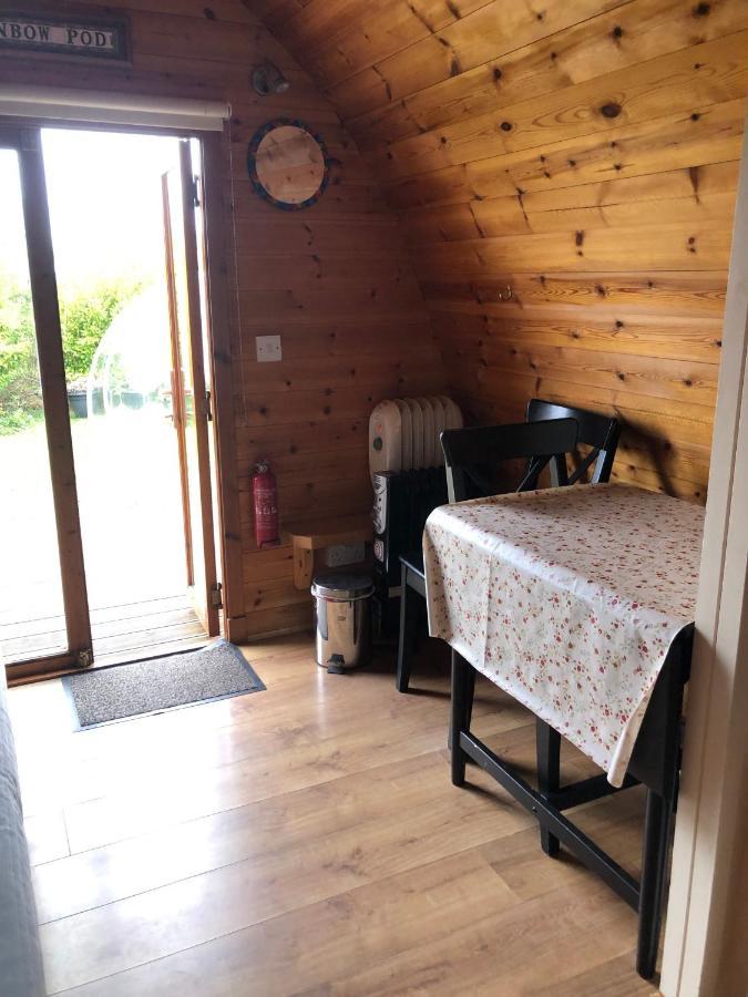 The Rainbow Pod Villa Milltown Malbay Luaran gambar