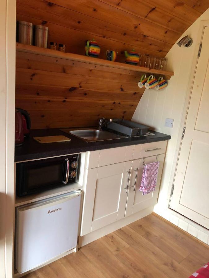 The Rainbow Pod Villa Milltown Malbay Luaran gambar