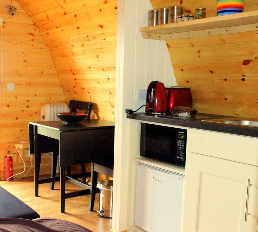 The Rainbow Pod Villa Milltown Malbay Luaran gambar