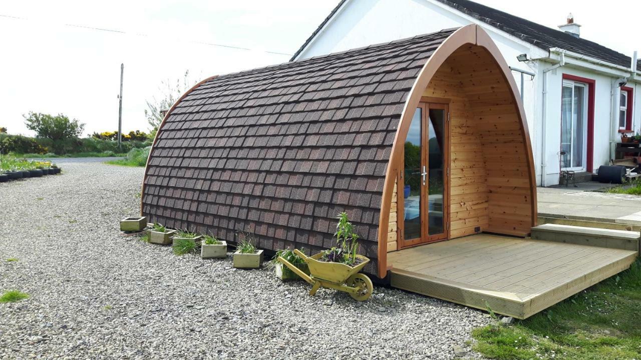The Rainbow Pod Villa Milltown Malbay Luaran gambar