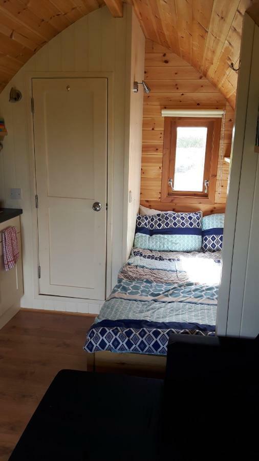 The Rainbow Pod Villa Milltown Malbay Luaran gambar