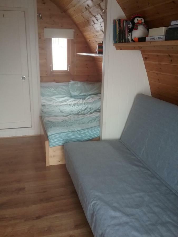 The Rainbow Pod Villa Milltown Malbay Luaran gambar